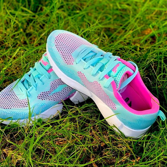 Avia Segmented Bottom Women’s Lightweight Sneakers - Picture 8 of 16